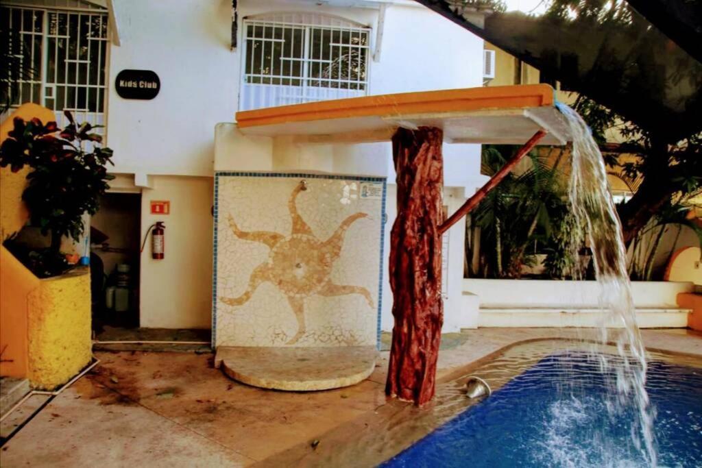 Condominio Familiar Y Exclusivo Tres Mares アカプルコ エクステリア 写真